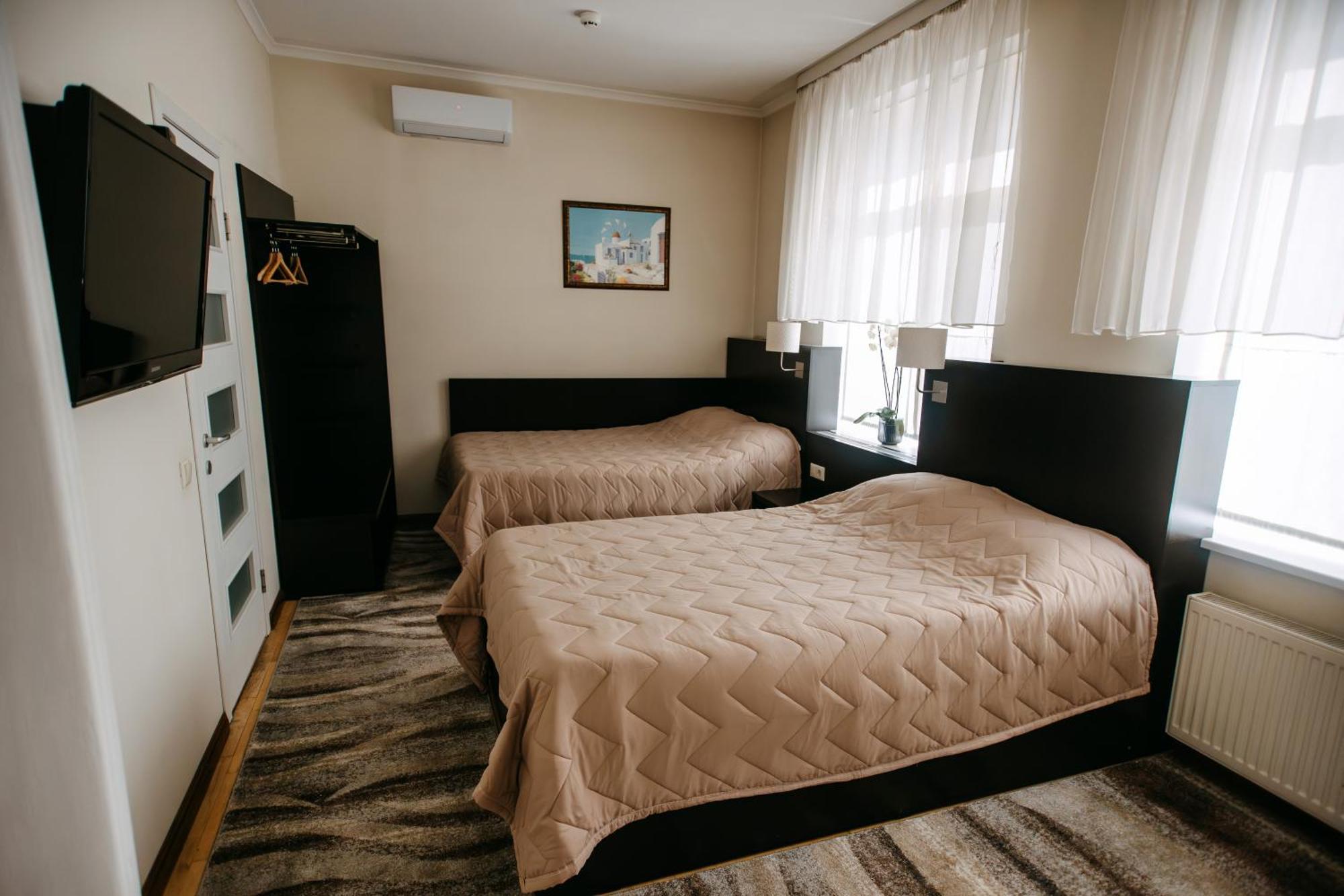 Summit Villa Chişinău Extérieur photo
