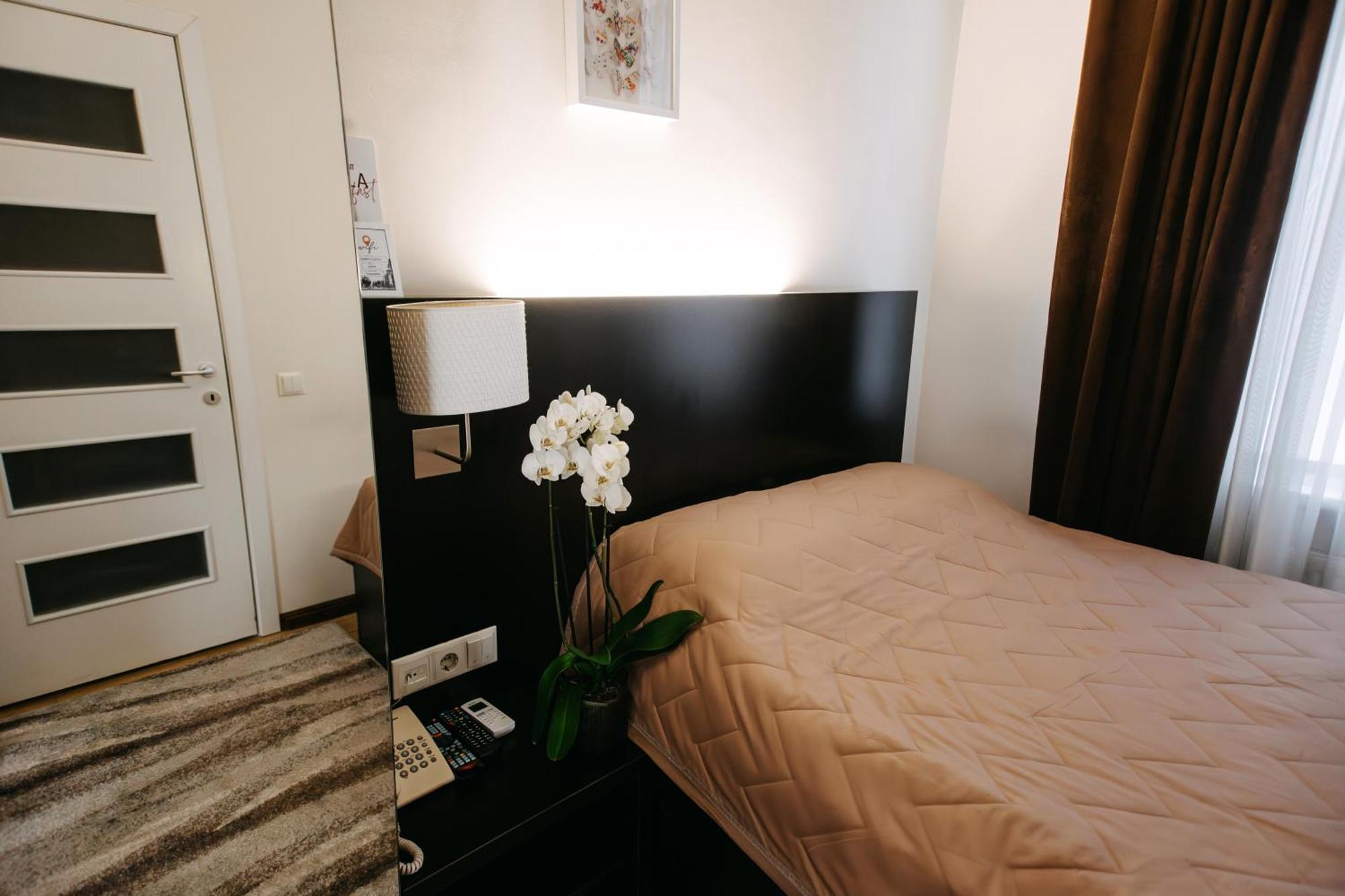 Summit Villa Chişinău Extérieur photo