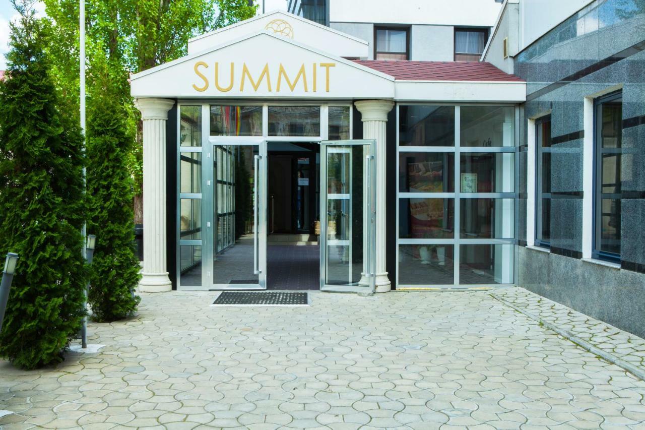 Summit Villa Chişinău Extérieur photo