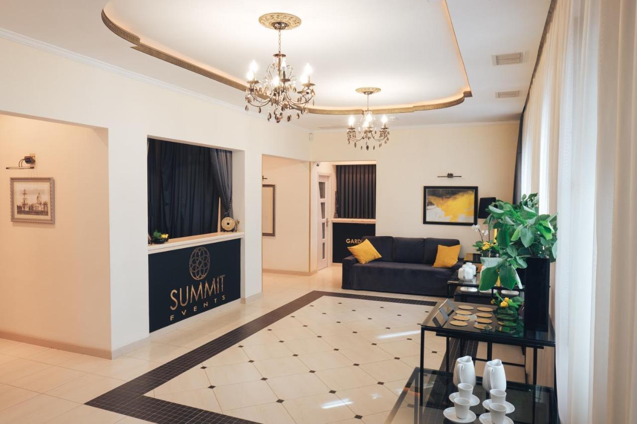 Summit Villa Chişinău Extérieur photo